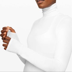 Lululemon full day ahead turtleneck S - white